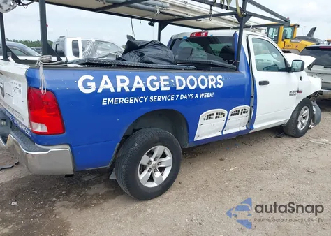 2015 Ram 1500 Tradesman из США, поврежденный, VIN 3C6JR6DT6FG595157